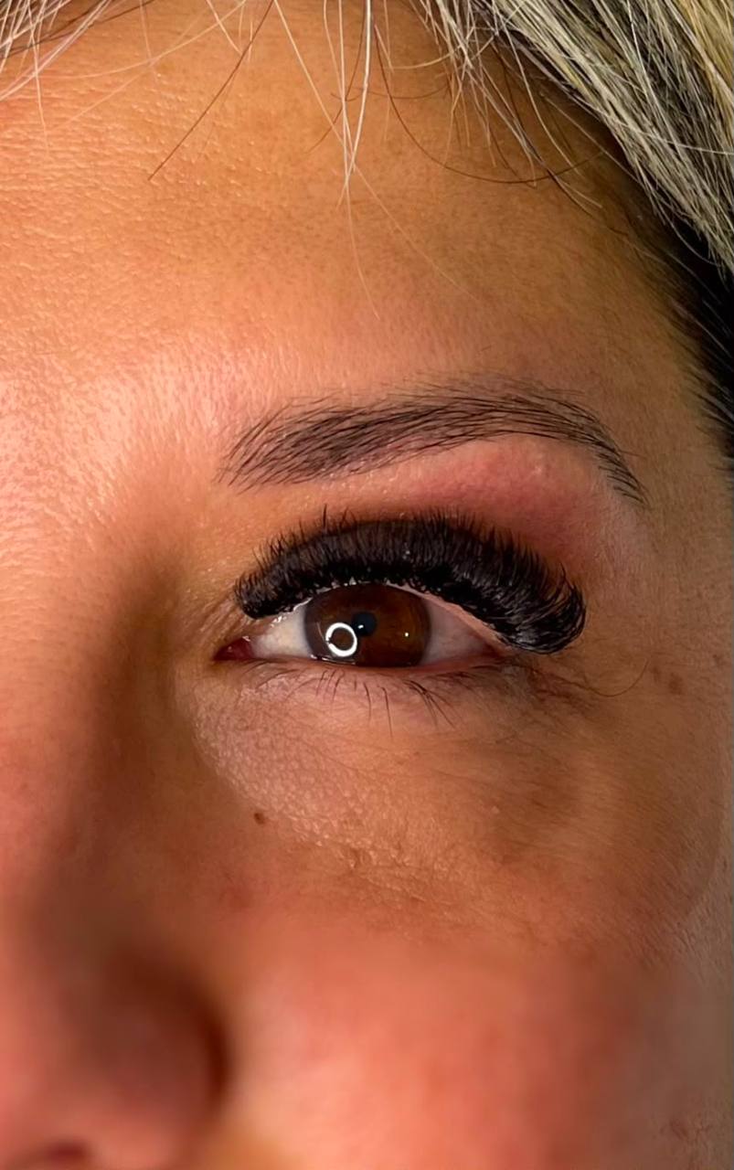 Full volume lash extension set close up
